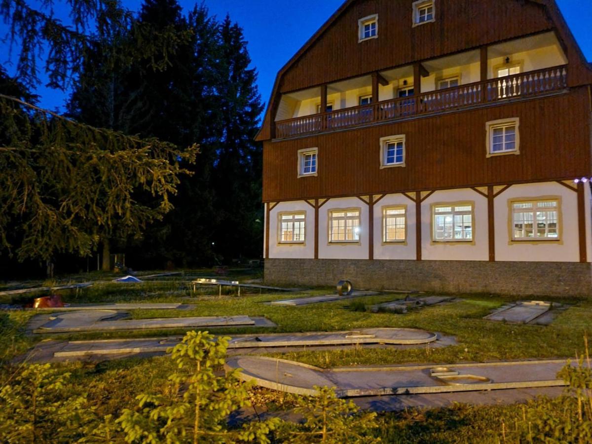Hotel Lesni Chata Корженов Екстер'єр фото