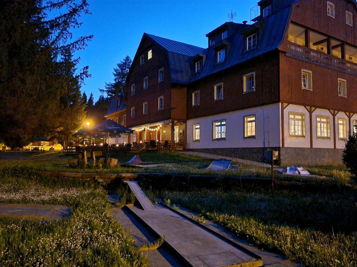 Hotel Lesni Chata Корженов Екстер'єр фото