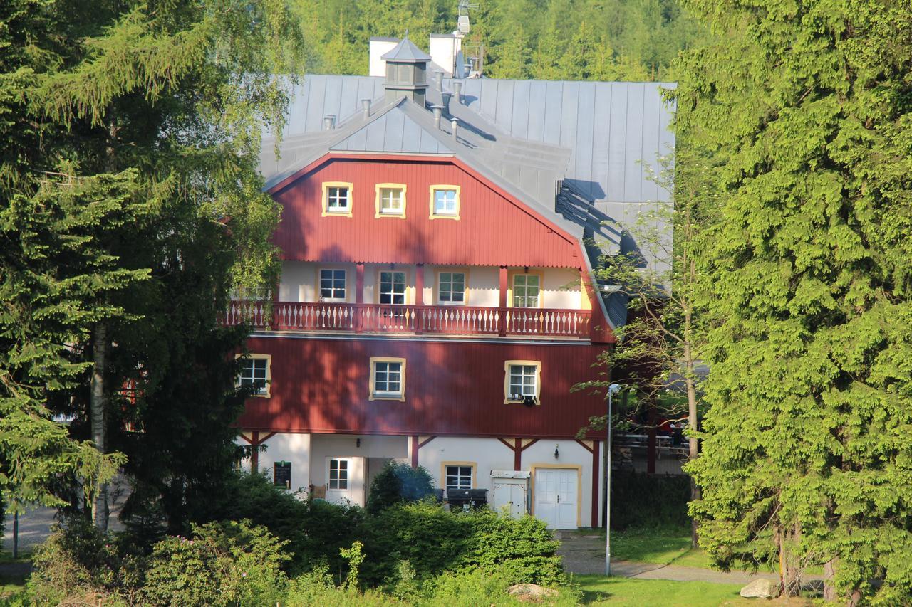 Hotel Lesni Chata Корженов Екстер'єр фото